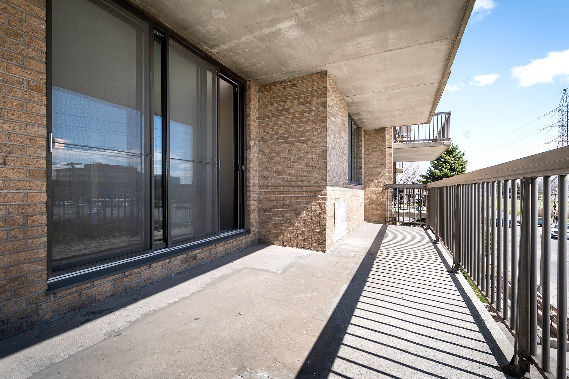 









11015


Boul. Cavendish

, 302,
Montréal (Saint-Laurent),




QC
H4R2H5

