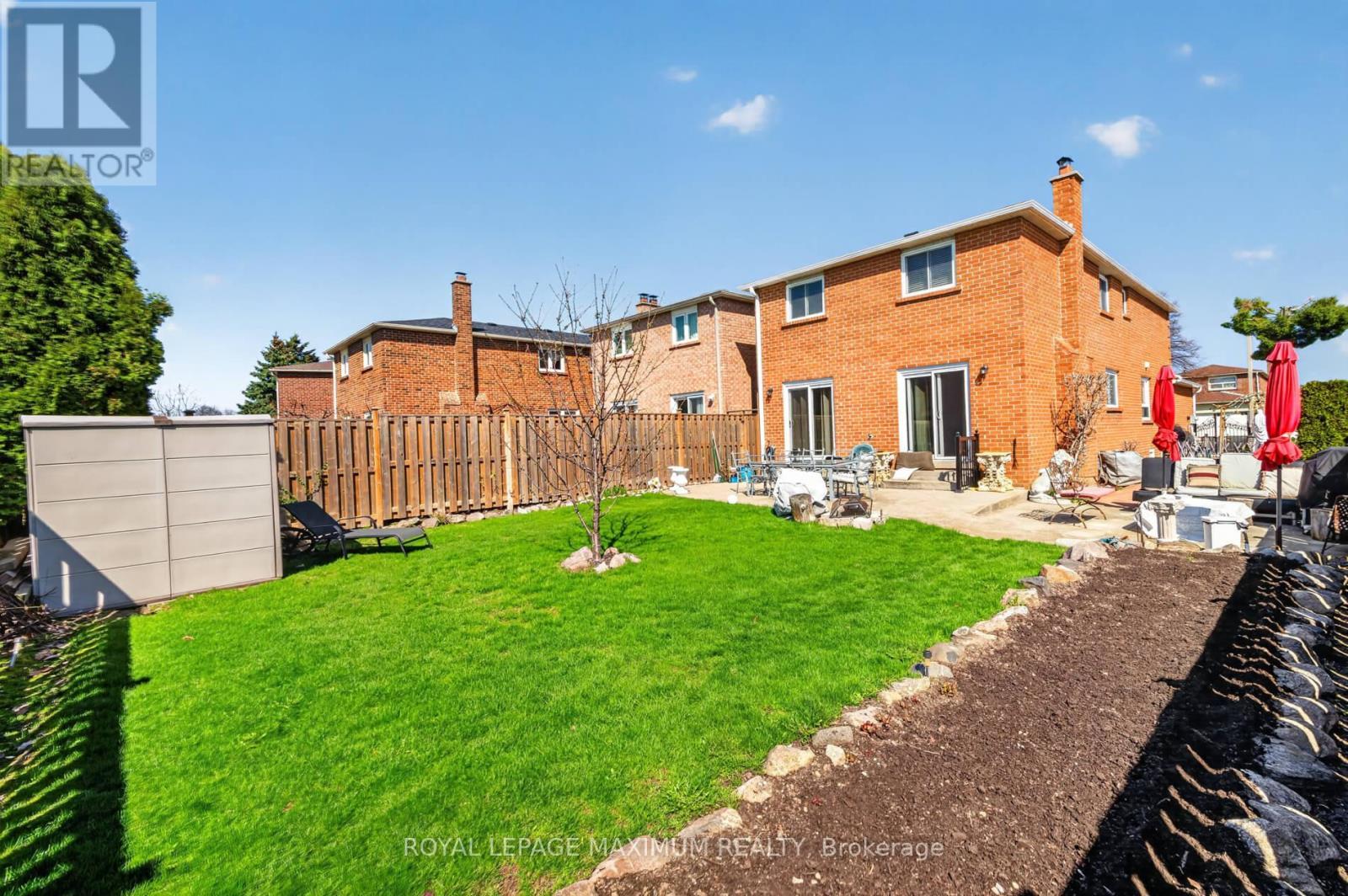 












3 MUZZO COURT

,
Vaughan,




Ontario
L4L3K2

