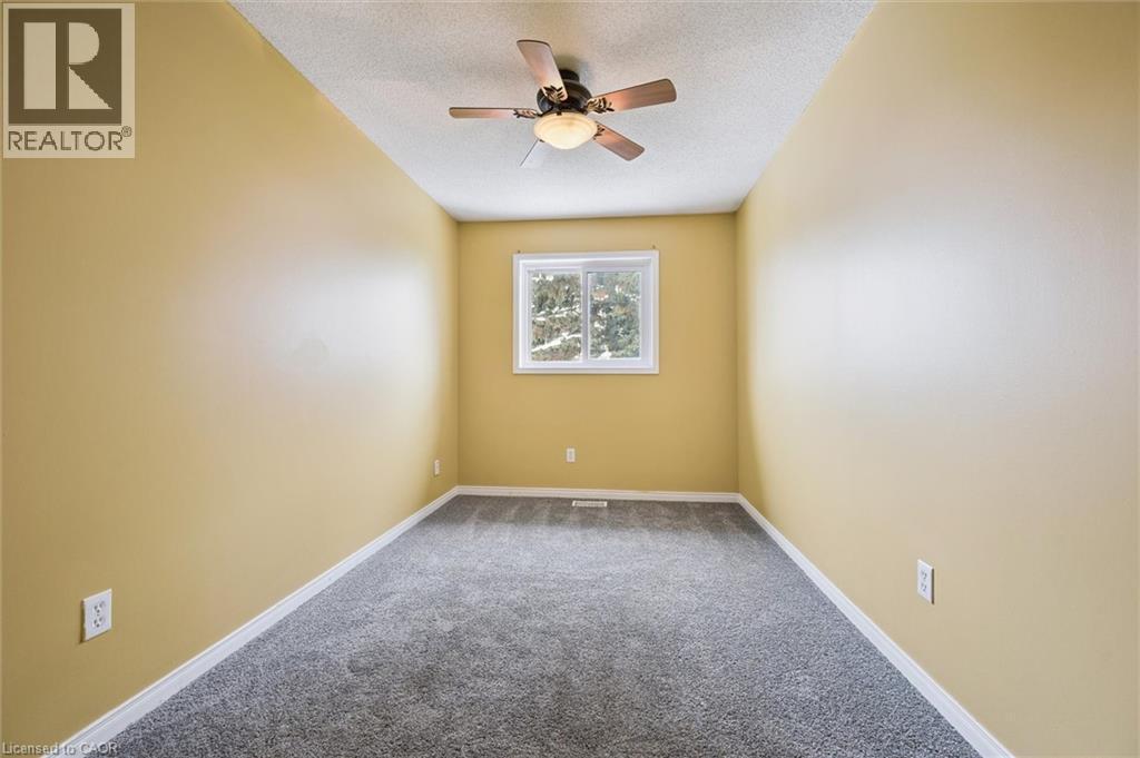 












589 BEECHWOOD Drive Unit# 43

,
Waterloo,




Ontario
N2T2K9

