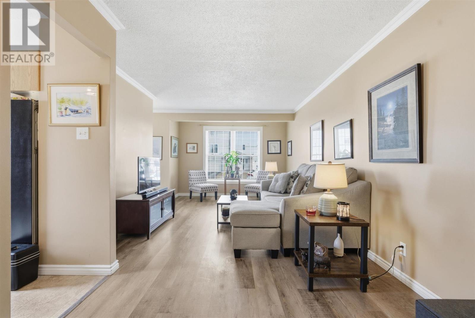 












60 Farrell CRES

,
Elliot Lake,




Ontario
P5A3M9

