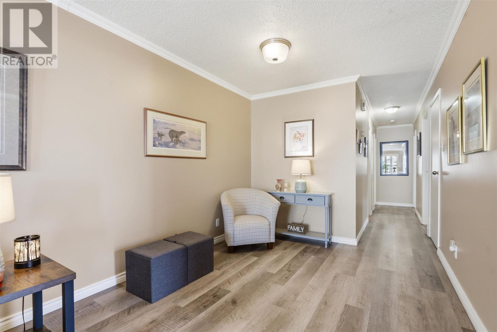 












60 Farrell CRES

,
Elliot Lake,




Ontario
P5A3M9

