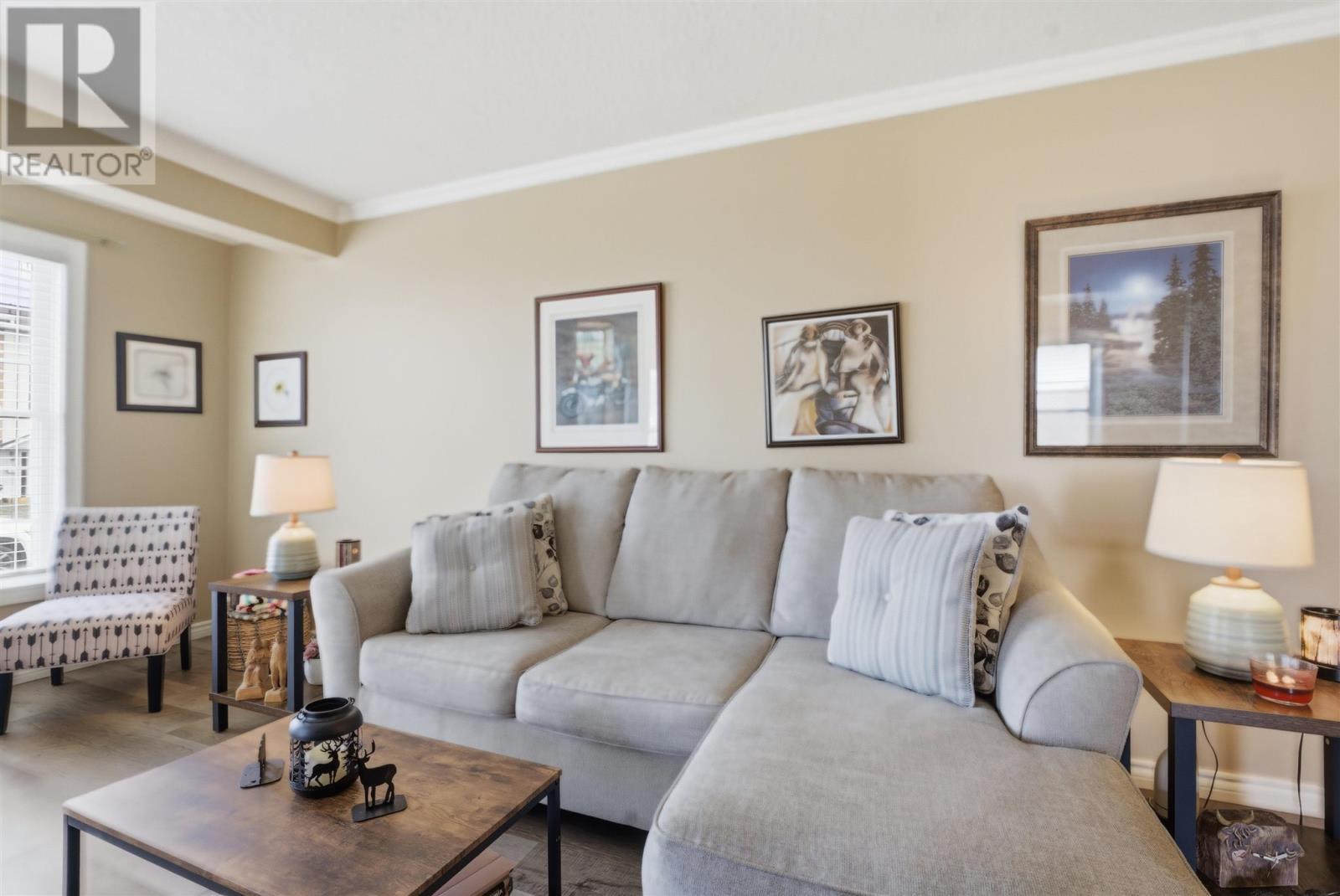 












60 Farrell CRES

,
Elliot Lake,




Ontario
P5A3M9

