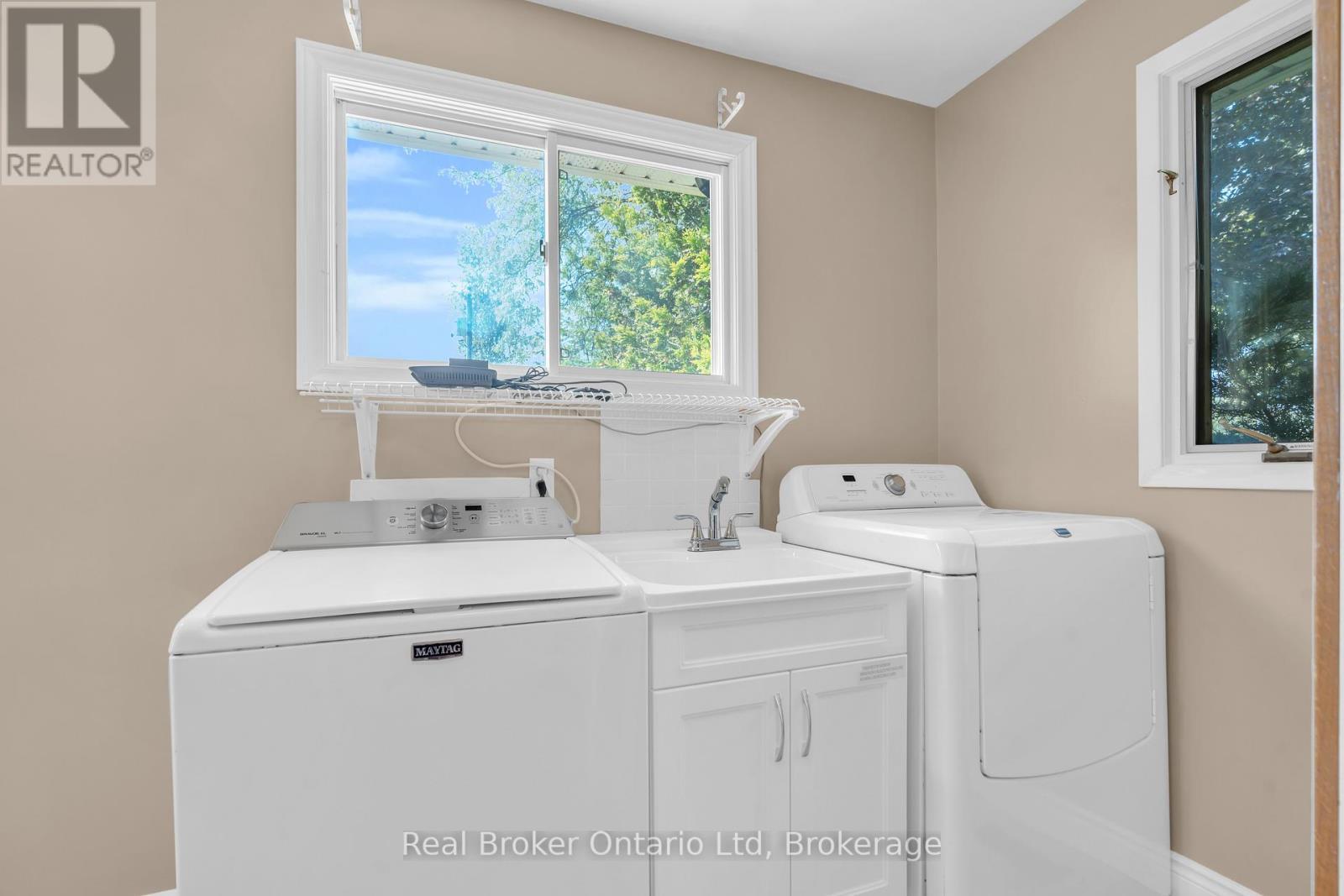 












4502 WELLINGTON ROAD 35 ROAD

,
Puslinch,




Ontario
N1H6J3

