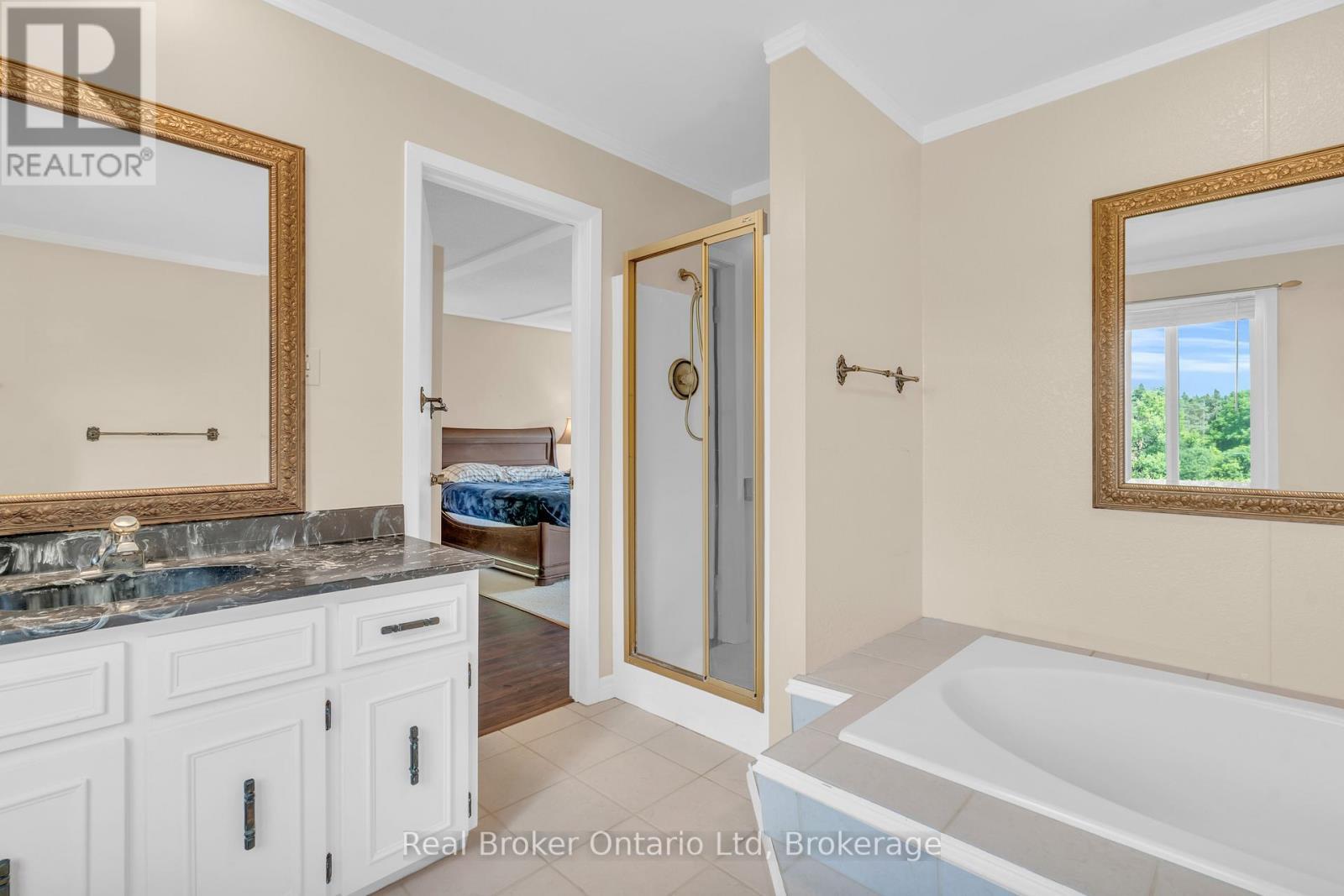 












4502 WELLINGTON ROAD 35 ROAD

,
Puslinch,




Ontario
N1H6J3

