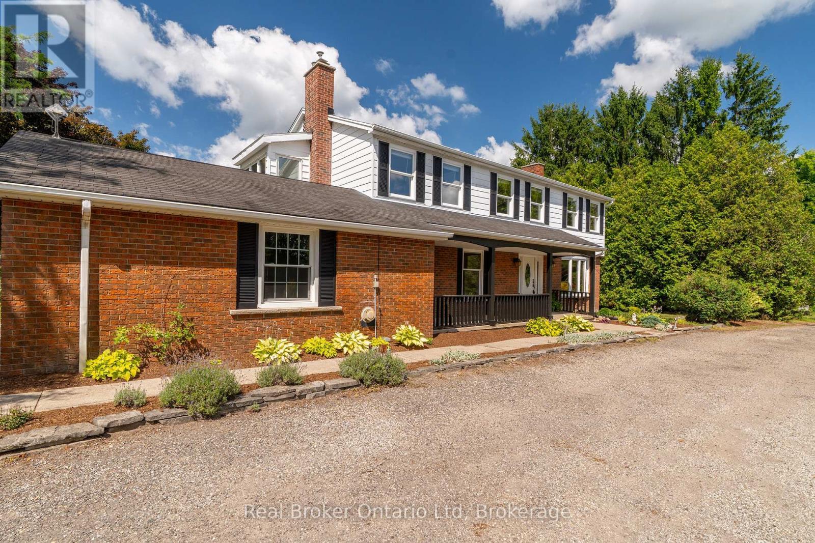 












4502 WELLINGTON ROAD 35 ROAD

,
Puslinch,




Ontario
N1H6J3

