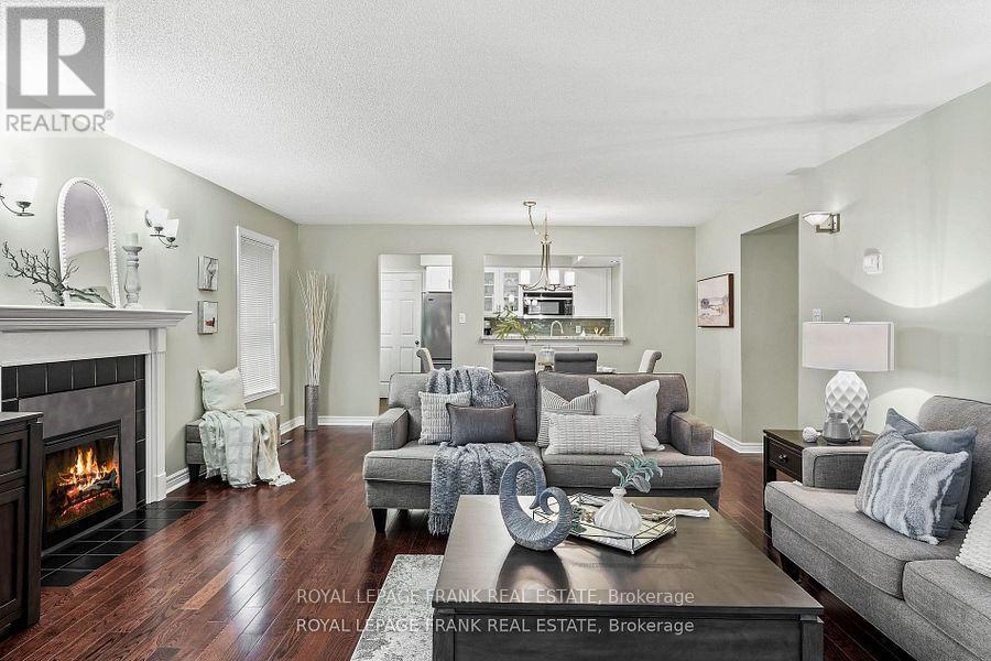 












D-13 - 1663 NASH ROAD

,
Clarington (Courtice),




Ontario
L1E1S8

