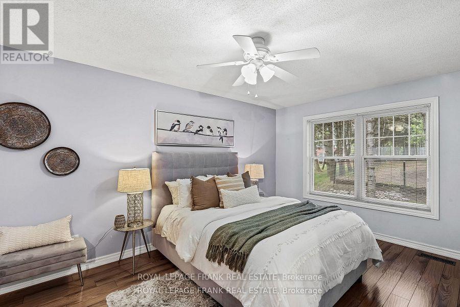 












D-13 - 1663 NASH ROAD

,
Clarington (Courtice),




Ontario
L1E1S8

