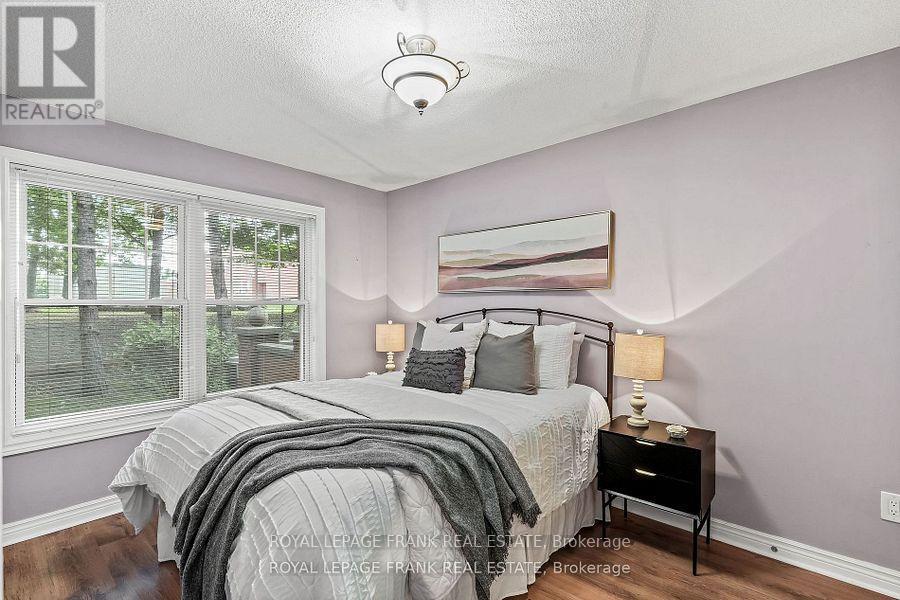 












D-13 - 1663 NASH ROAD

,
Clarington (Courtice),




Ontario
L1E1S8

