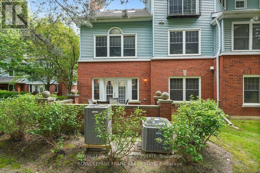 












D-13 - 1663 NASH ROAD

,
Clarington (Courtice),




Ontario
L1E1S8

