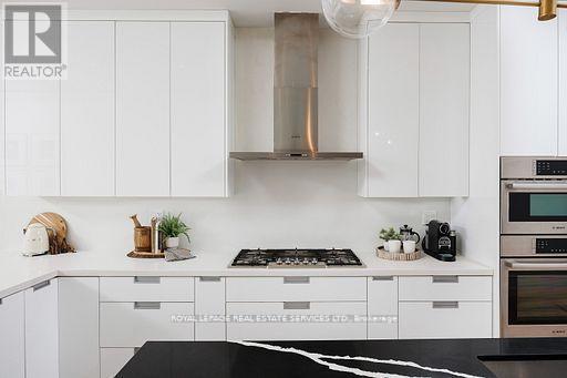 












121 MARKHAM STREET

,
Toronto,




Ontario
M6J2G4

