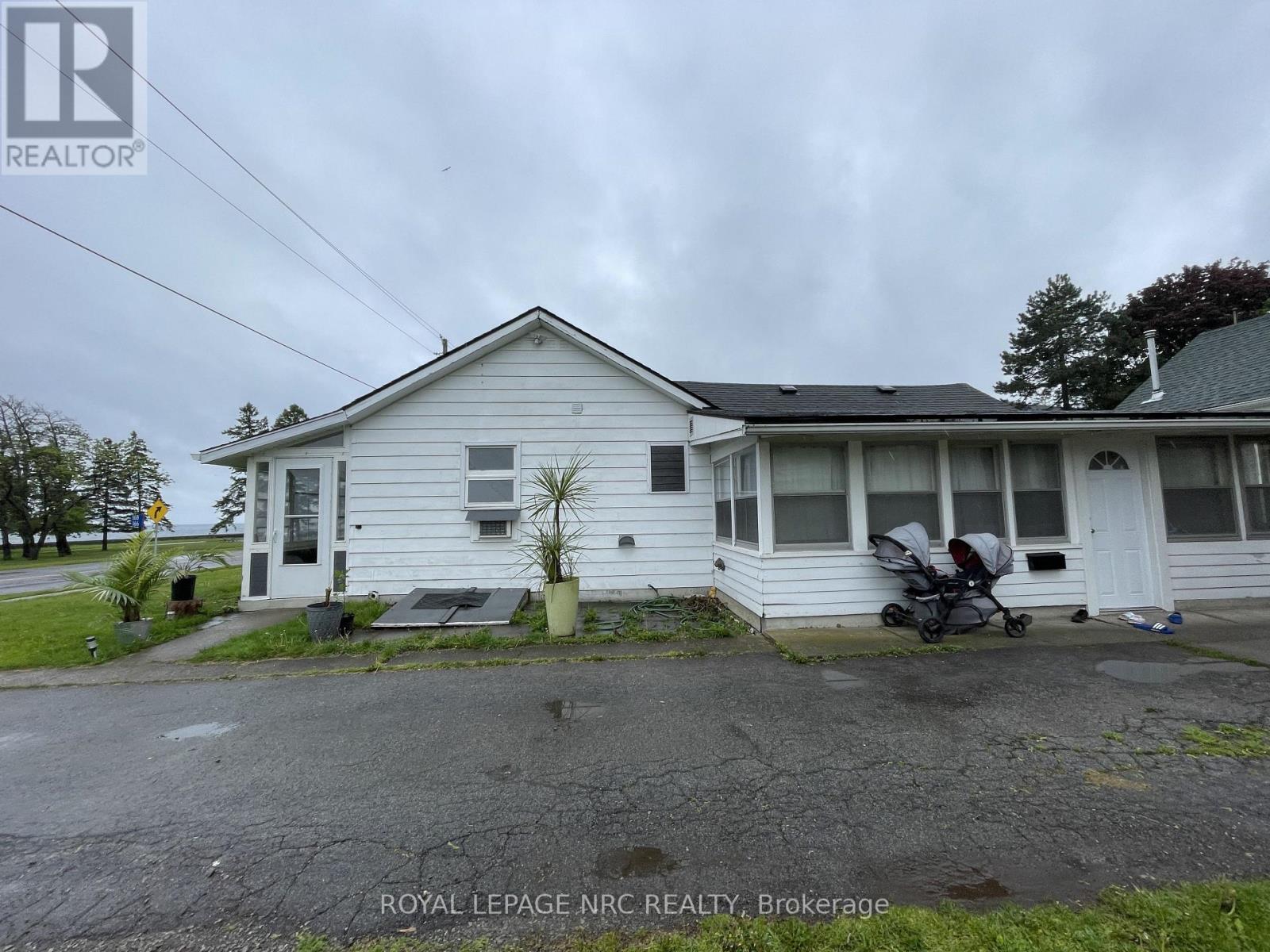 












166 LAKESHORE ROAD

,
Fort Erie (Lakeshore),




Ontario
L2A1B2

