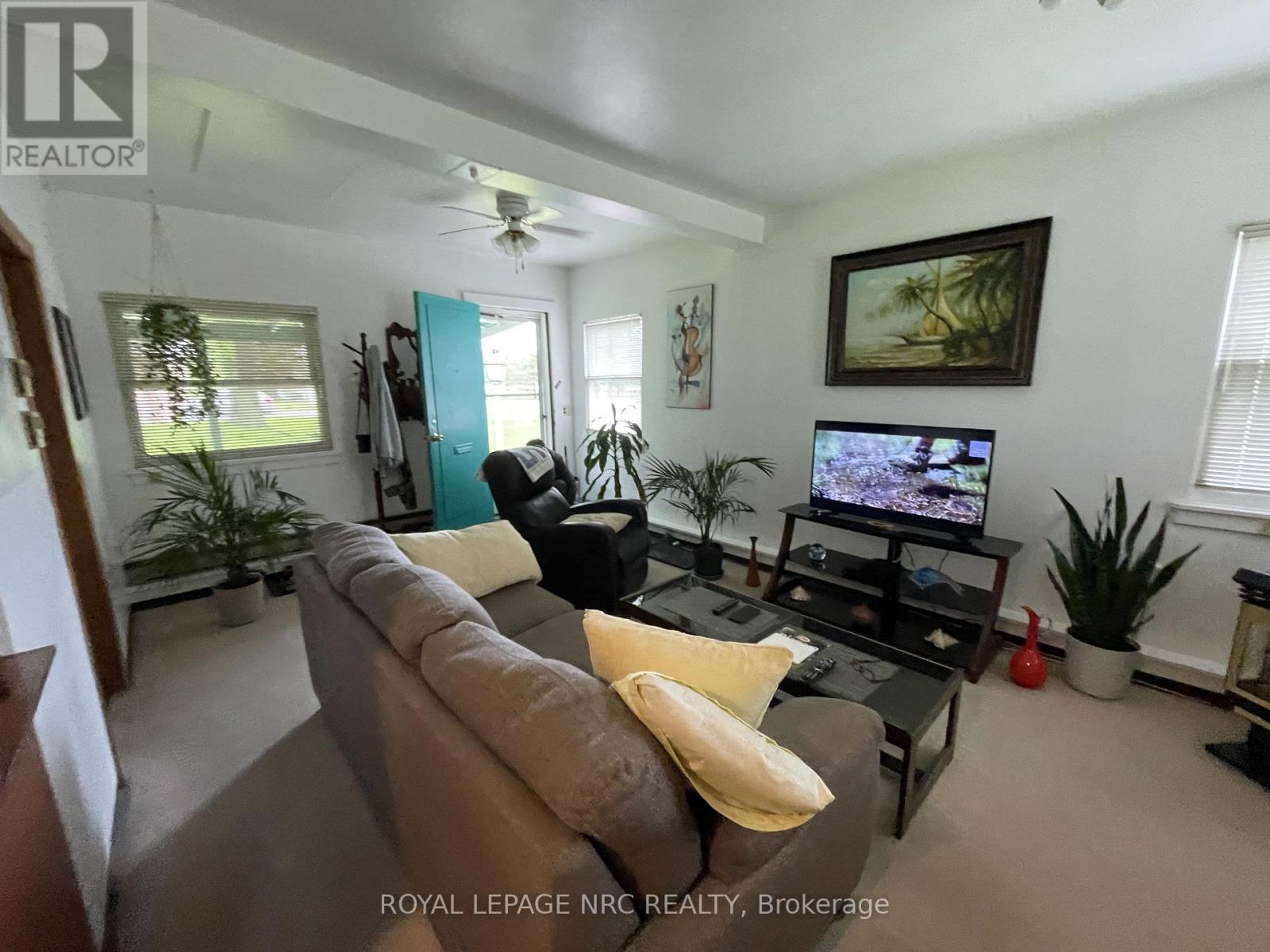 












166 LAKESHORE ROAD

,
Fort Erie (Lakeshore),




Ontario
L2A1B2

