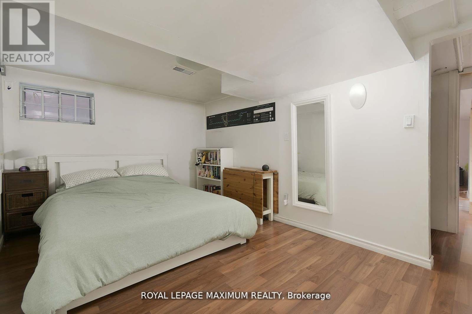 












132 WALLACE AVENUE

,
Toronto,




Ontario
M6H1T5

