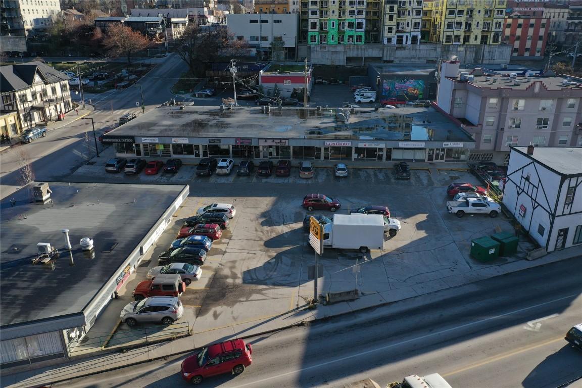 









622


Front

Street,
Nelson,




BC
V1L 4B7

