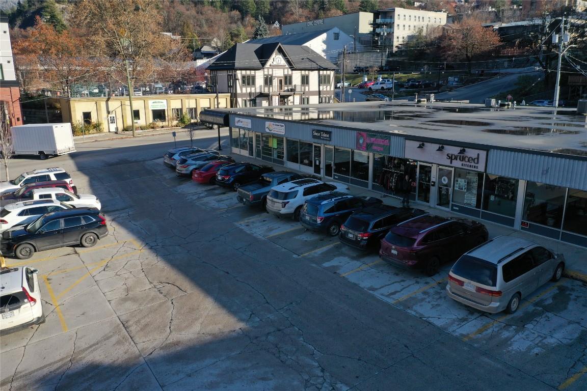 









622


Front

Street,
Nelson,




BC
V1L 4B7

