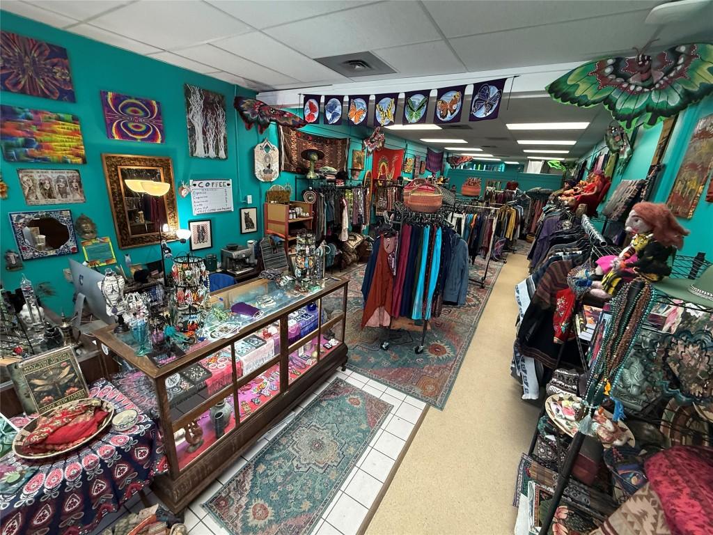 









622


Front

Street,
Nelson,




BC
V1L 4B7

