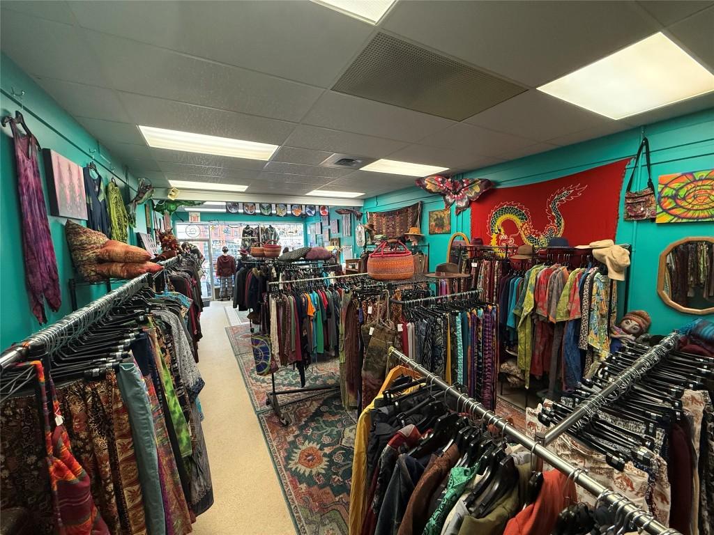 









622


Front

Street,
Nelson,




BC
V1L 4B7

