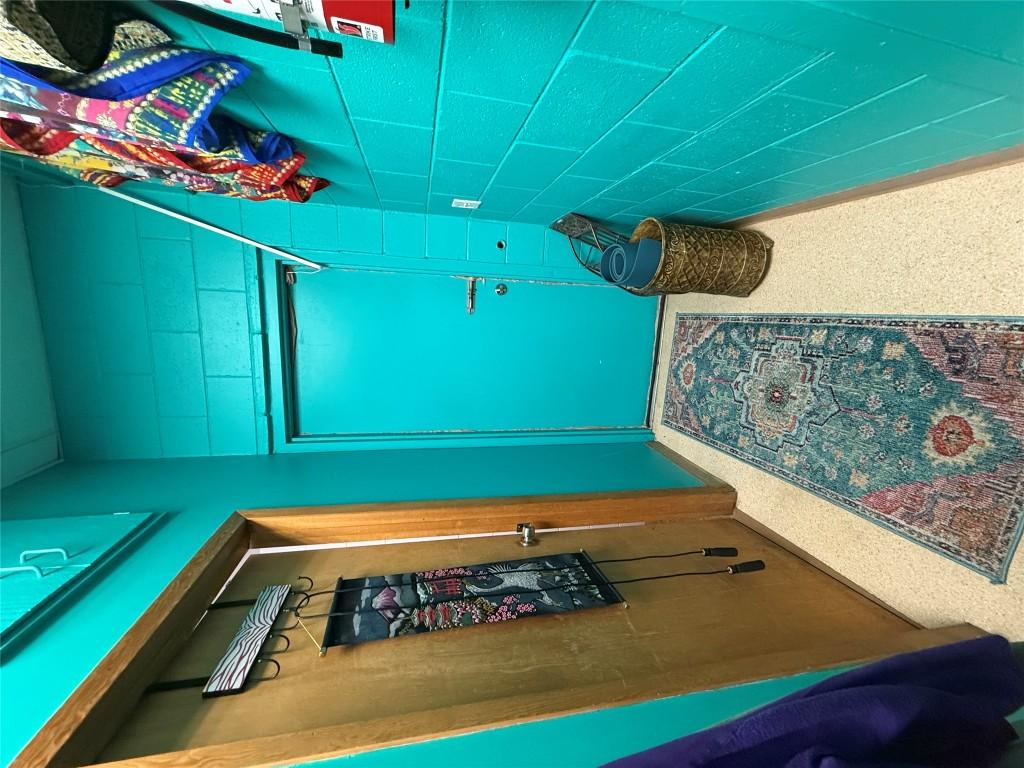 









622


Front

Street,
Nelson,




BC
V1L 4B7

