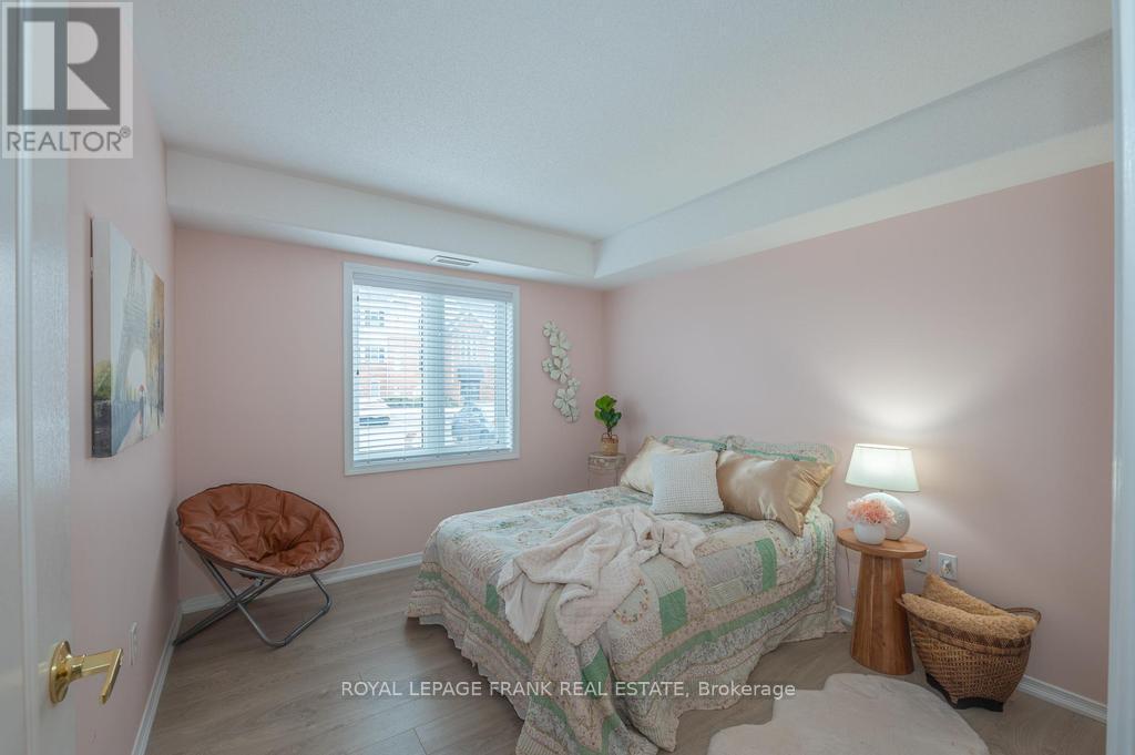 












102 - 300 SPILLSBURY DRIVE

,
Peterborough (Otonabee Ward 1),




Ontario
K9K0B4

