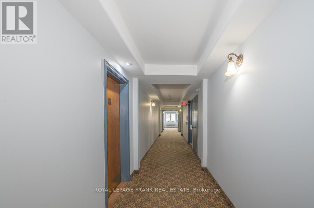 












102 - 300 SPILLSBURY DRIVE

,
Peterborough (Otonabee Ward 1),




Ontario
K9K0B4

