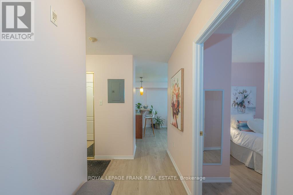 












102 - 300 SPILLSBURY DRIVE

,
Peterborough (Otonabee Ward 1),




Ontario
K9K0B4

