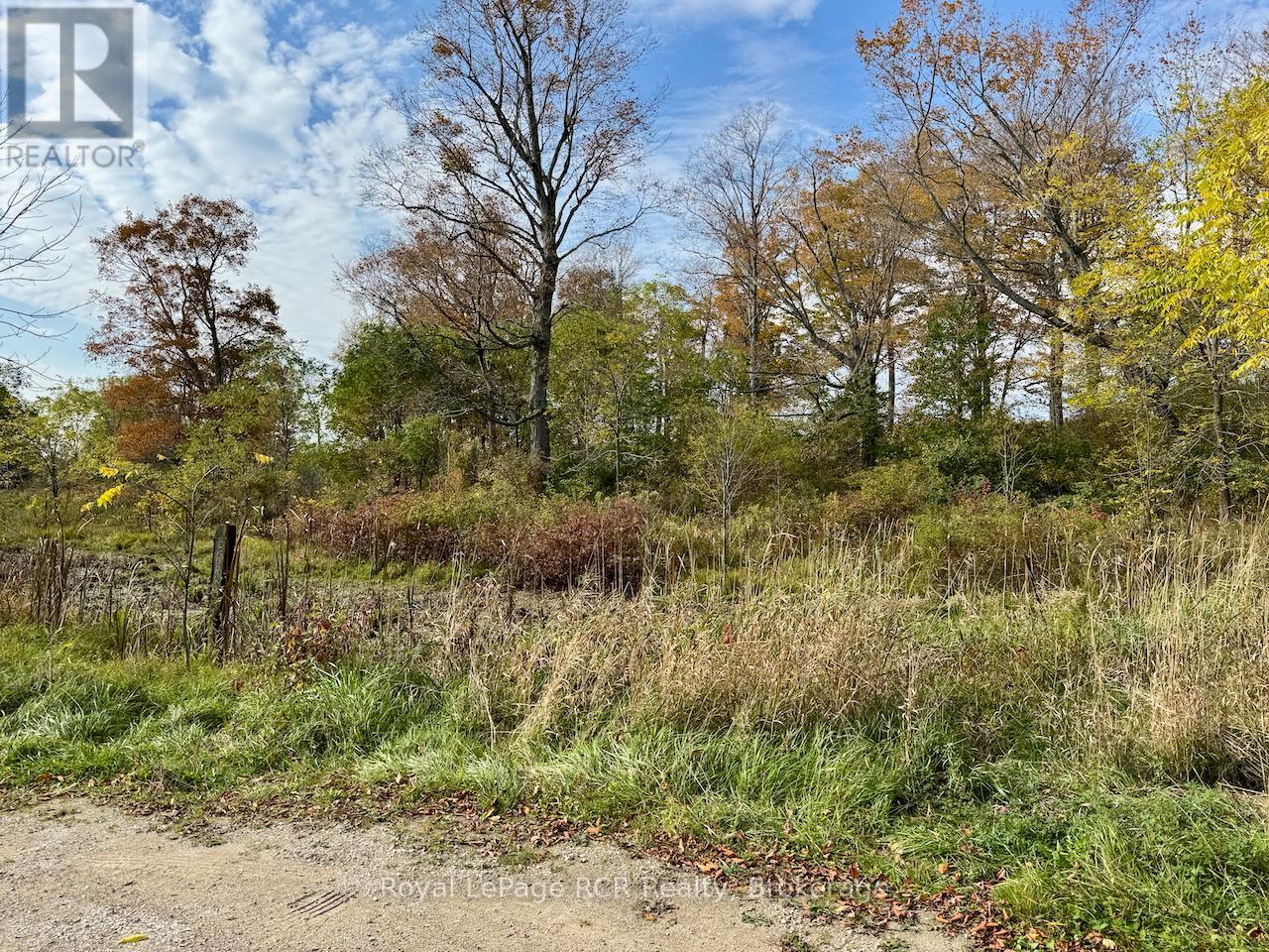 












35 BYRON STREET

,
Northern Bruce Peninsula,







Ontario
N0H1W0

