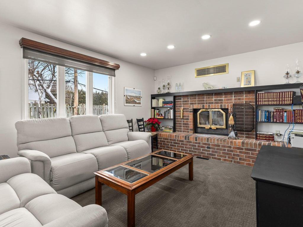 









4


Rue Merritt

,
Dollard-Des Ormeaux,




QC
H9B2J3

