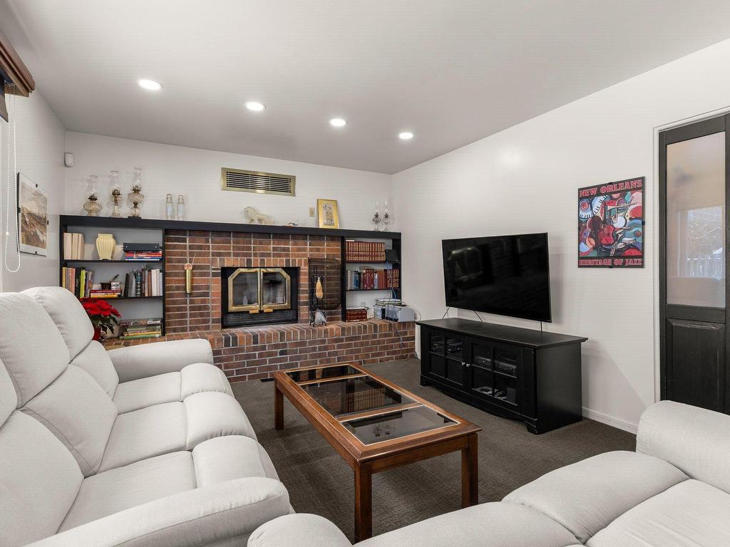 









4


Rue Merritt

,
Dollard-Des Ormeaux,




QC
H9B2J3

