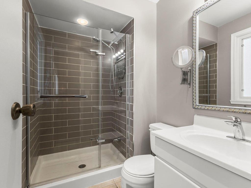 









4


Rue Merritt

,
Dollard-Des Ormeaux,




QC
H9B2J3

