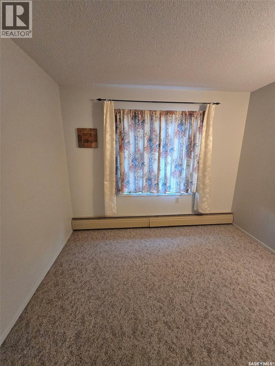 












337 Kennedy STREET

,
Abbey,




Saskatchewan
S0N0A0

