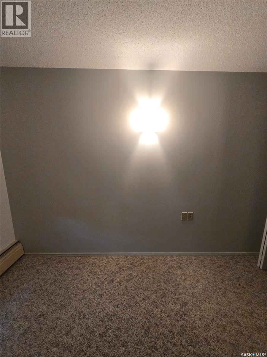 












337 Kennedy STREET

,
Abbey,




Saskatchewan
S0N0A0

