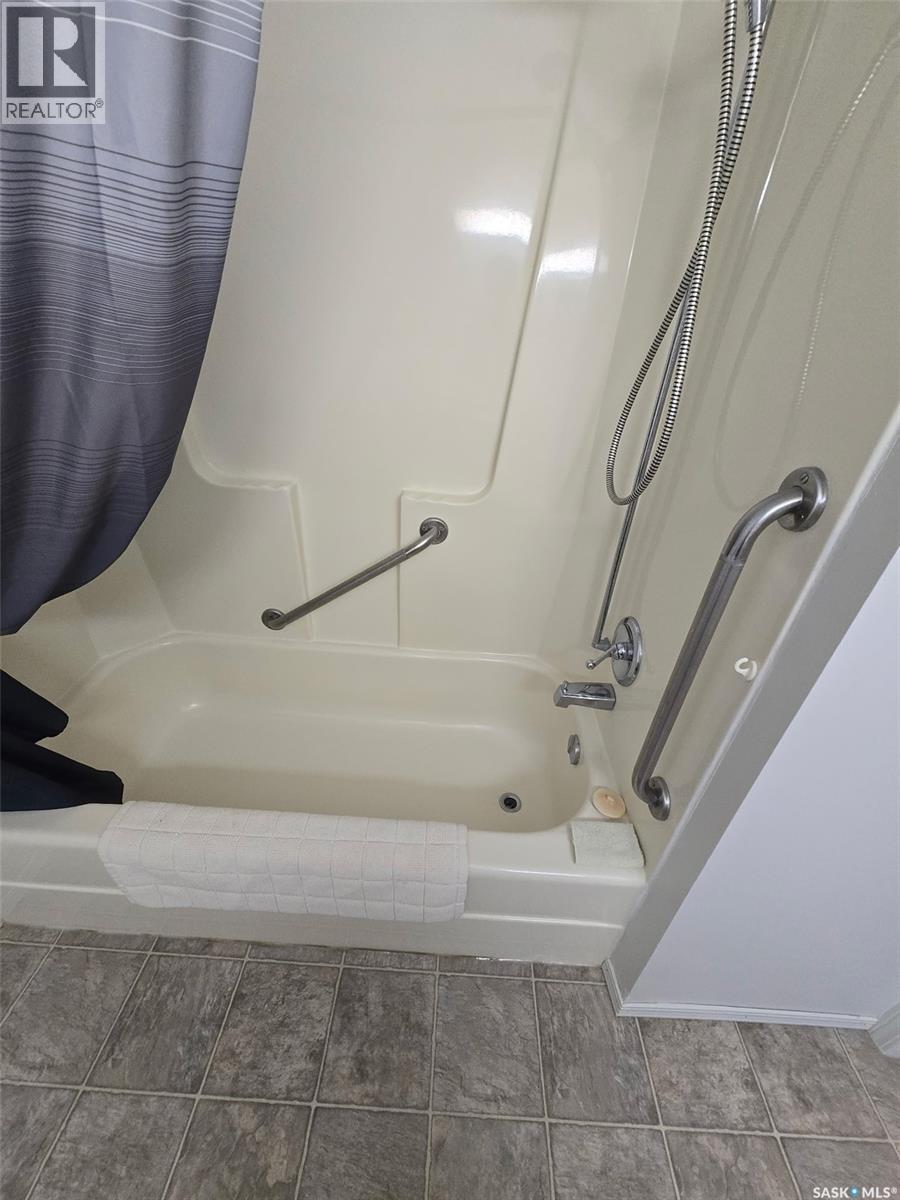 












337 Kennedy STREET

,
Abbey,




Saskatchewan
S0N0A0

