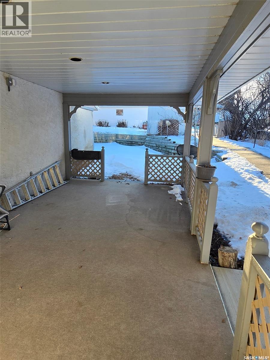 












337 Kennedy STREET

,
Abbey,




Saskatchewan
S0N0A0

