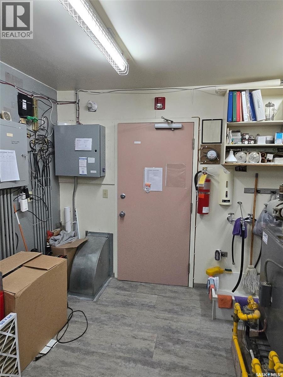 












337 Kennedy STREET

,
Abbey,




Saskatchewan
S0N0A0

