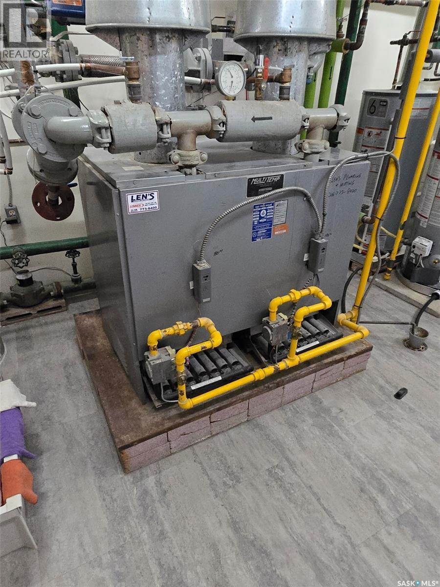 












337 Kennedy STREET

,
Abbey,




Saskatchewan
S0N0A0

