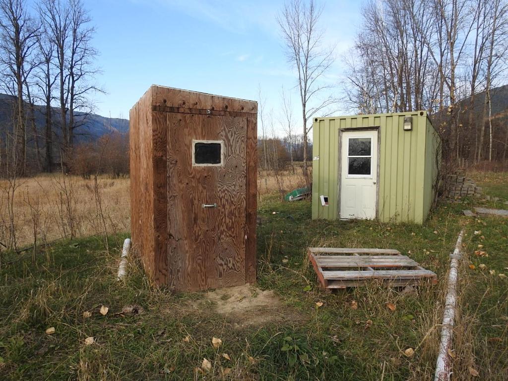 









110


Parsons

Road,
Mara,







BC
V0E 2K0

