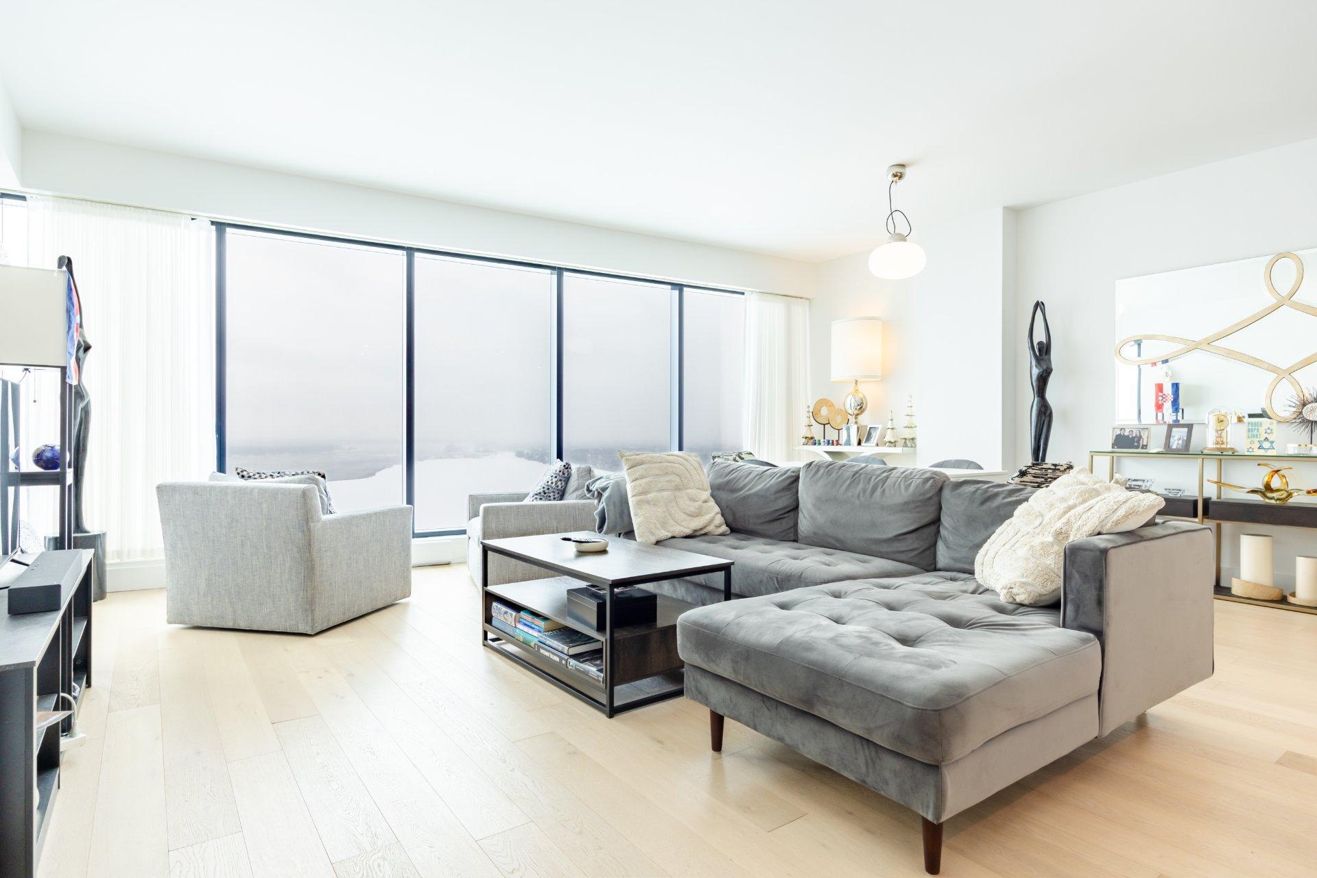 









200


Rue André-Prévost

, 2309,
Montréal (Verdun/Île-des-Soeurs),




QC
H3E0E5

