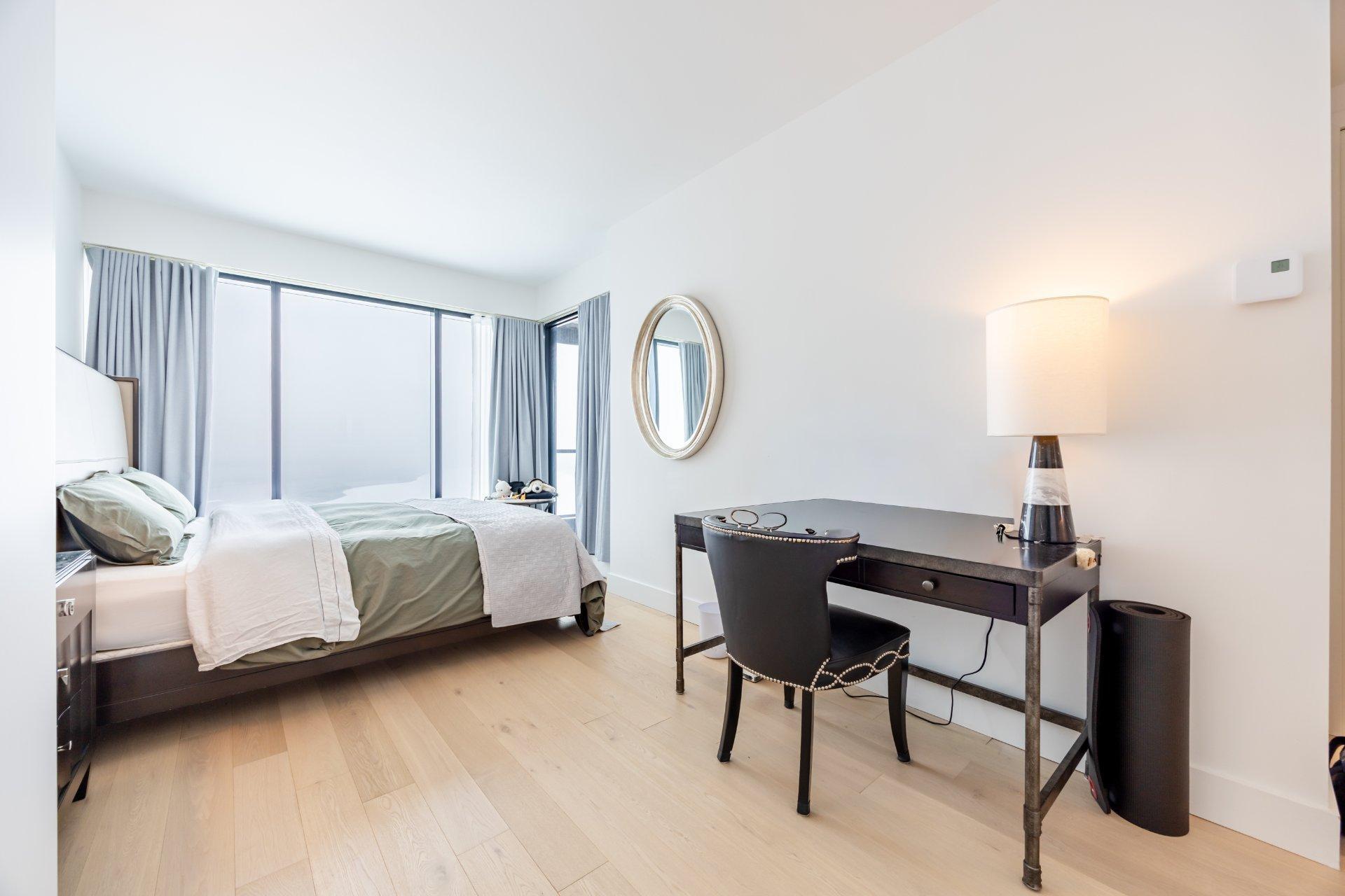 









200


Rue André-Prévost

, 2309,
Montréal (Verdun/Île-des-Soeurs),




QC
H3E0E5

