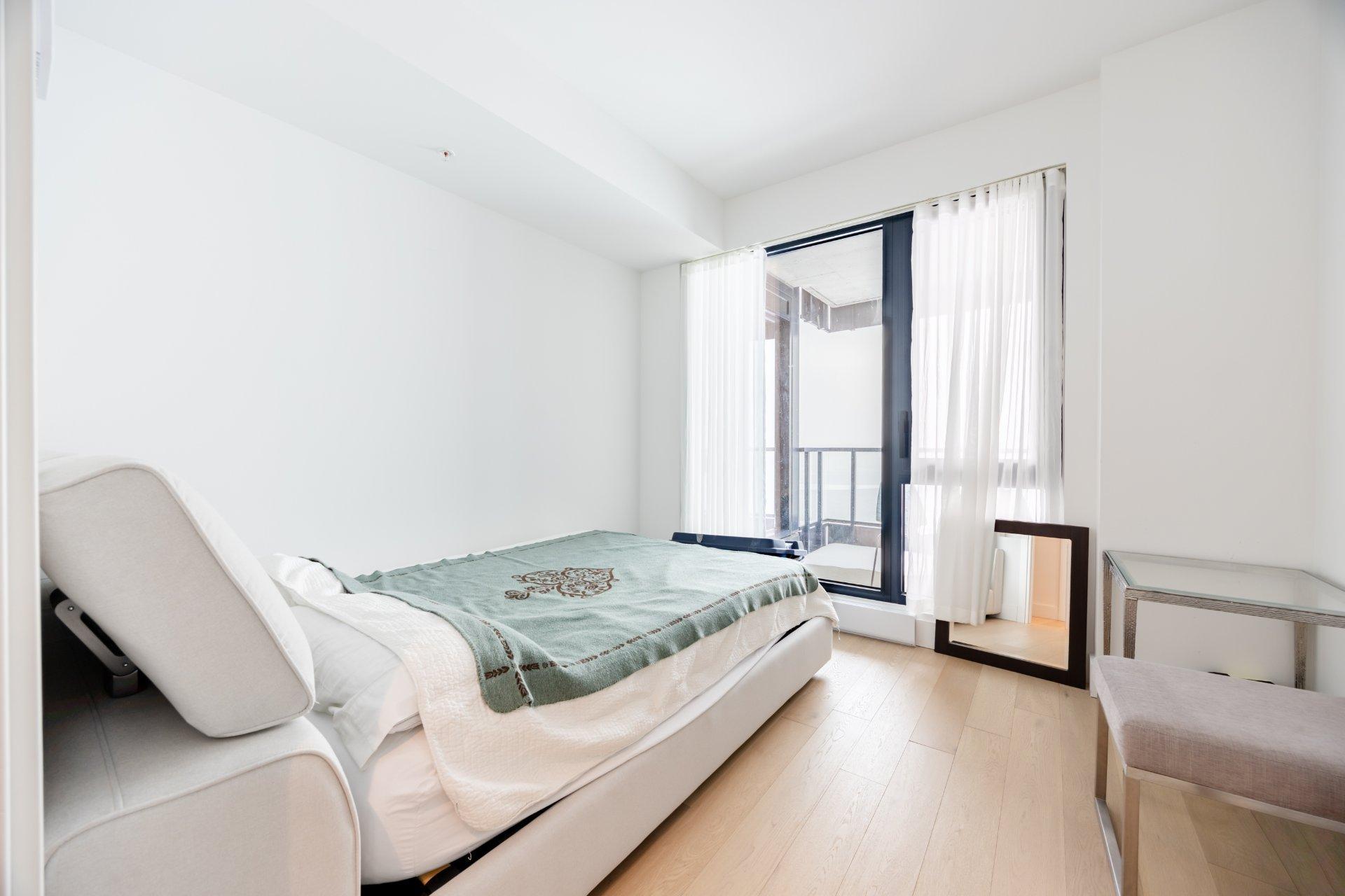 









200


Rue André-Prévost

, 2309,
Montréal (Verdun/Île-des-Soeurs),




QC
H3E0E5

