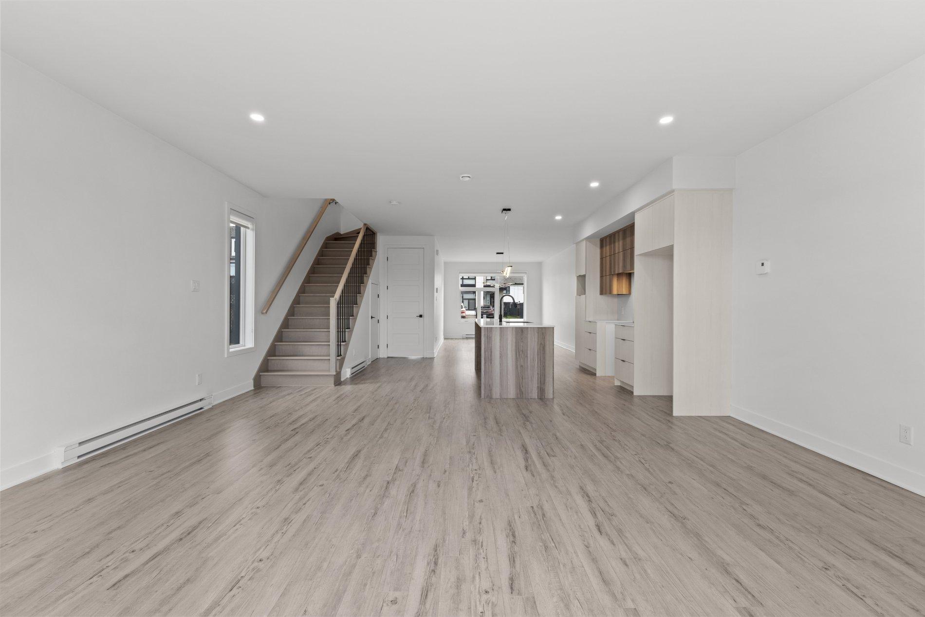 









13750


Rue du Merlot

,
Mirabel,




QC
J7N3P1

