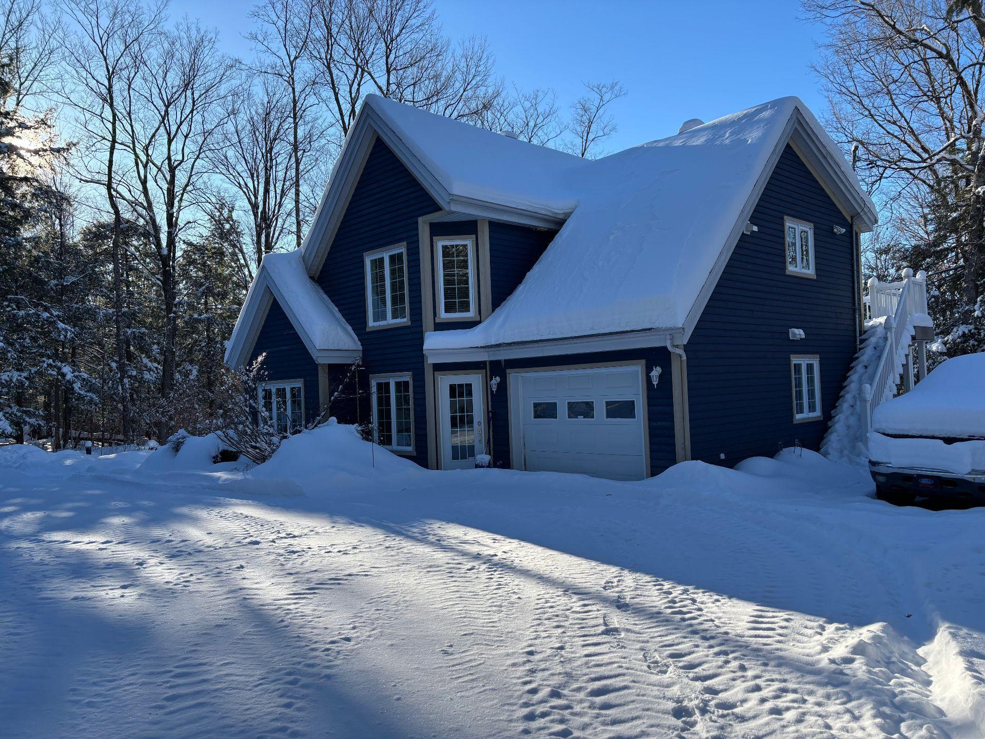 









191


Ch. des Pinsons

,
Sutton,




QC
J0E2K0

