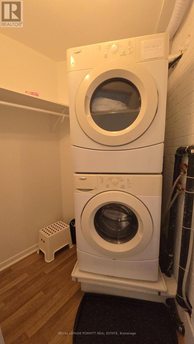 












3 - 4 FORTIETH STREET

,
Toronto,




Ontario
M8W3M9

