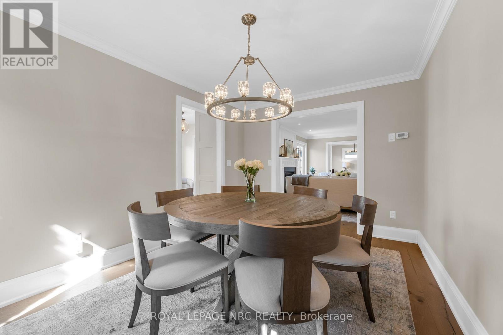 












611 VICTORIA STREET

,
Niagara-on-the-Lake (Town),




Ontario
L0S1J0

