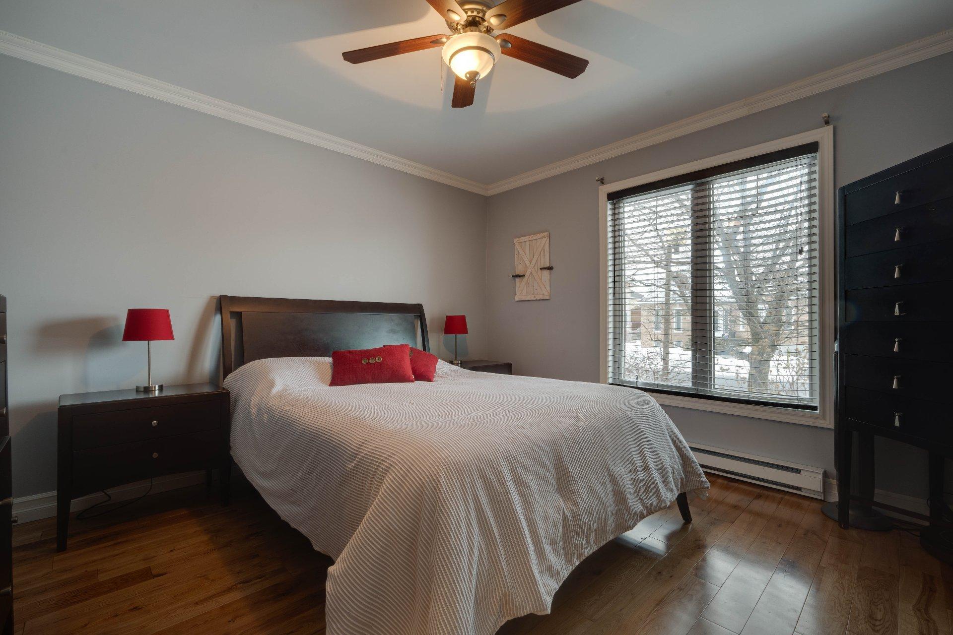 









80


Av. Gérard-Brunelle

,
Saint-Jean-sur-Richelieu,




QC
J2X5L8

