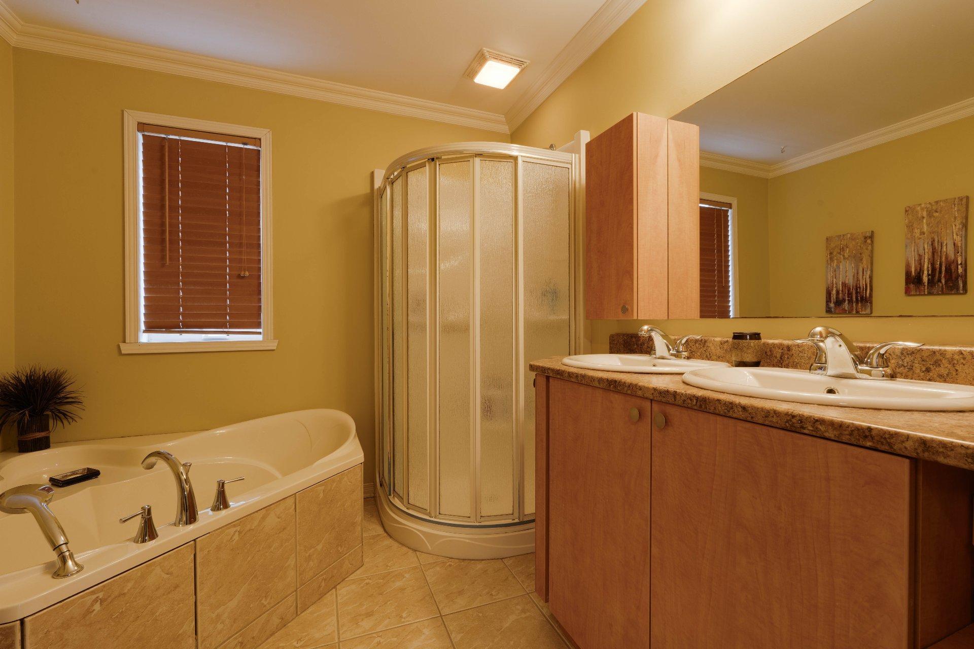 









80


Av. Gérard-Brunelle

,
Saint-Jean-sur-Richelieu,




QC
J2X5L8

