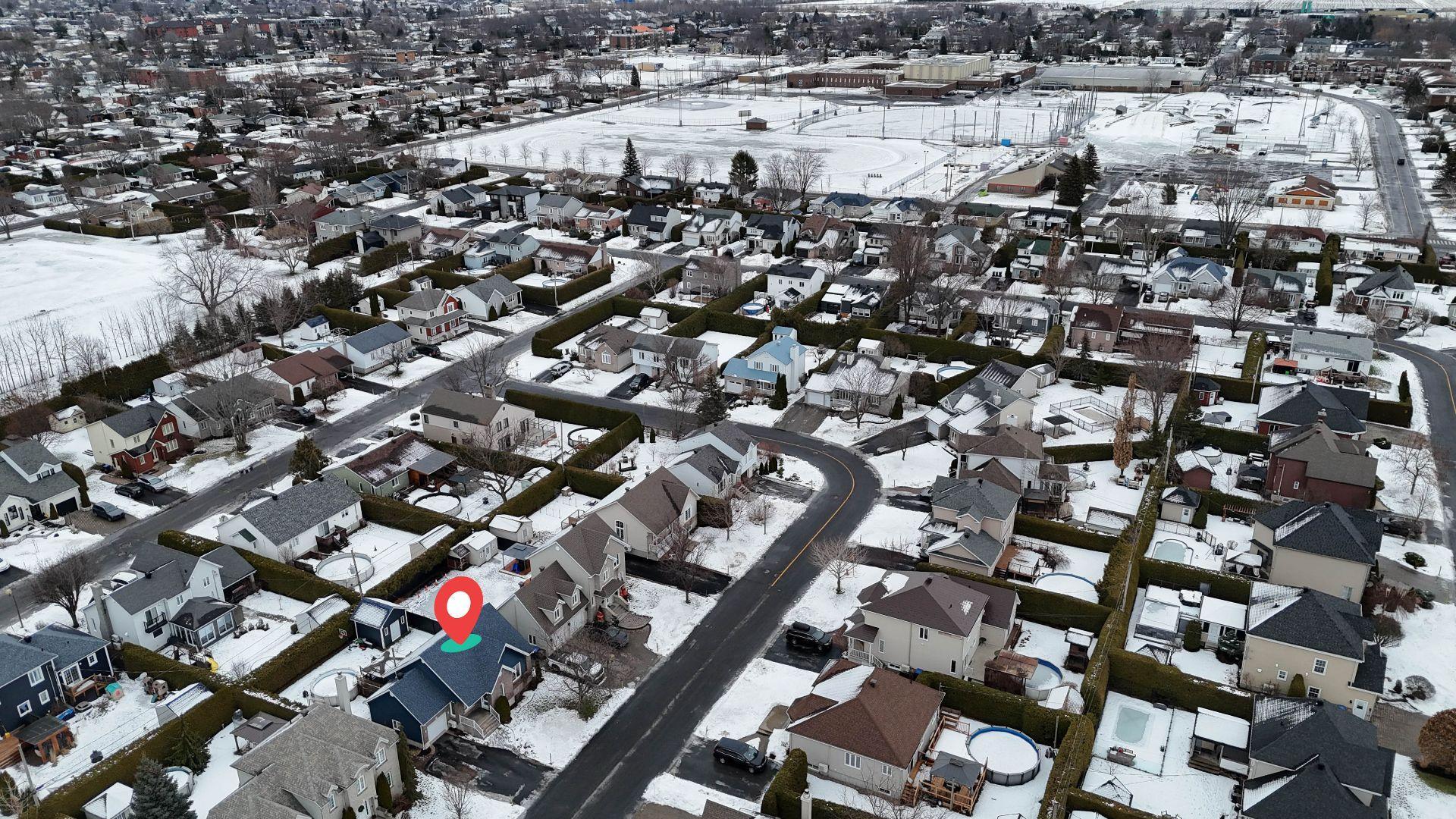 









80


Av. Gérard-Brunelle

,
Saint-Jean-sur-Richelieu,




QC
J2X5L8

