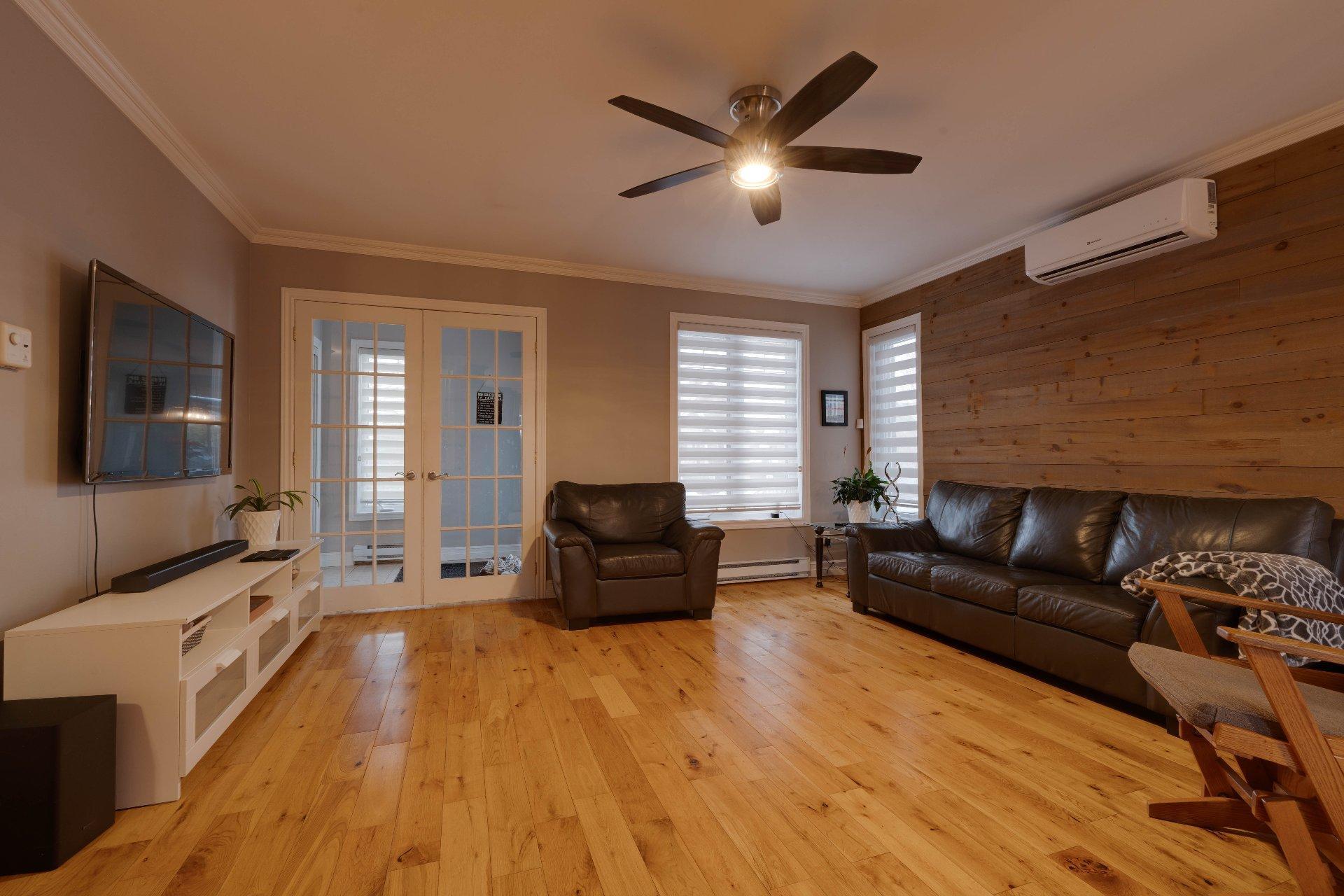 









80


Av. Gérard-Brunelle

,
Saint-Jean-sur-Richelieu,




QC
J2X5L8

