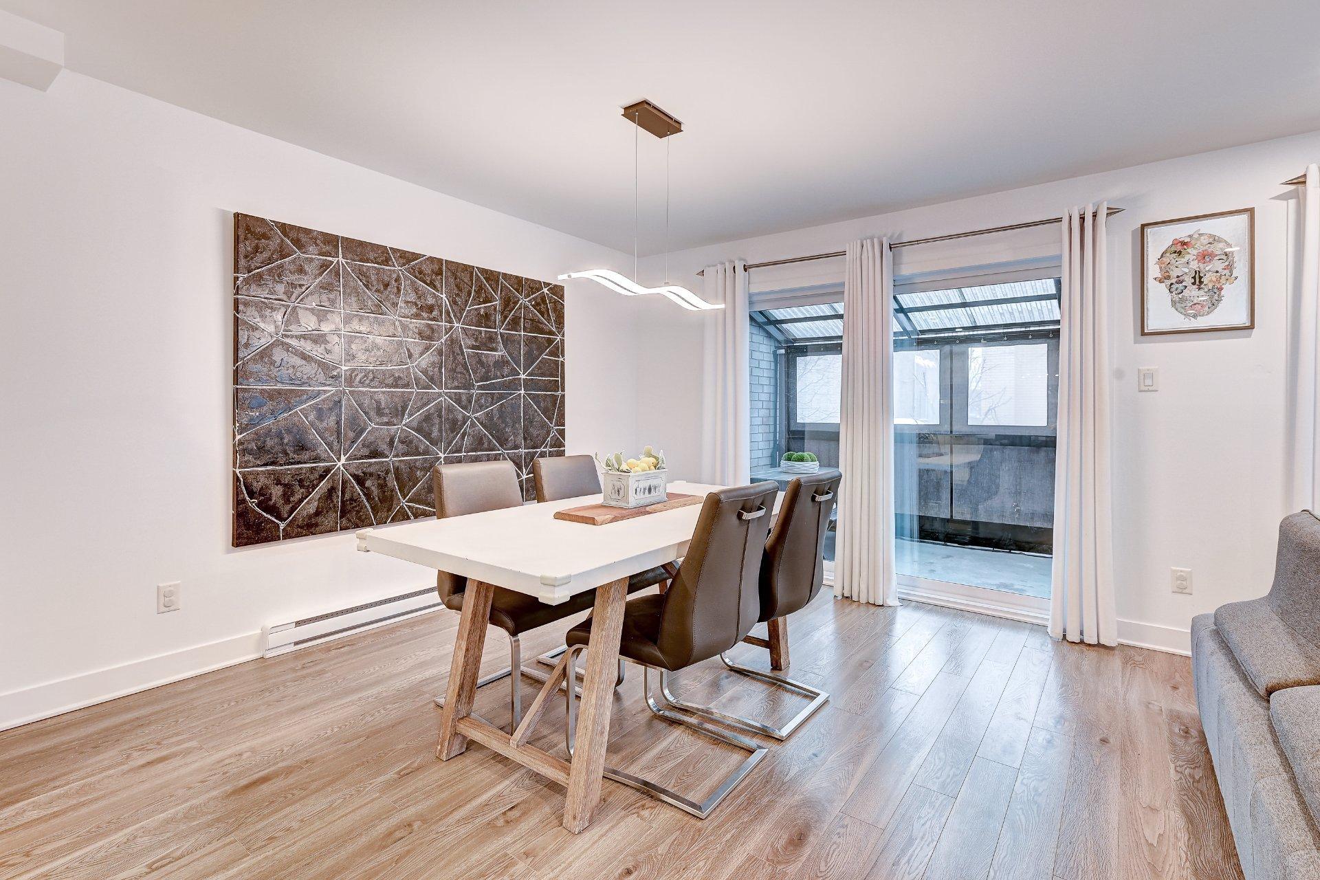 









10399


Av. de Cobourg

,
Montréal (Montréal-Nord),




QC
H1H4W9

