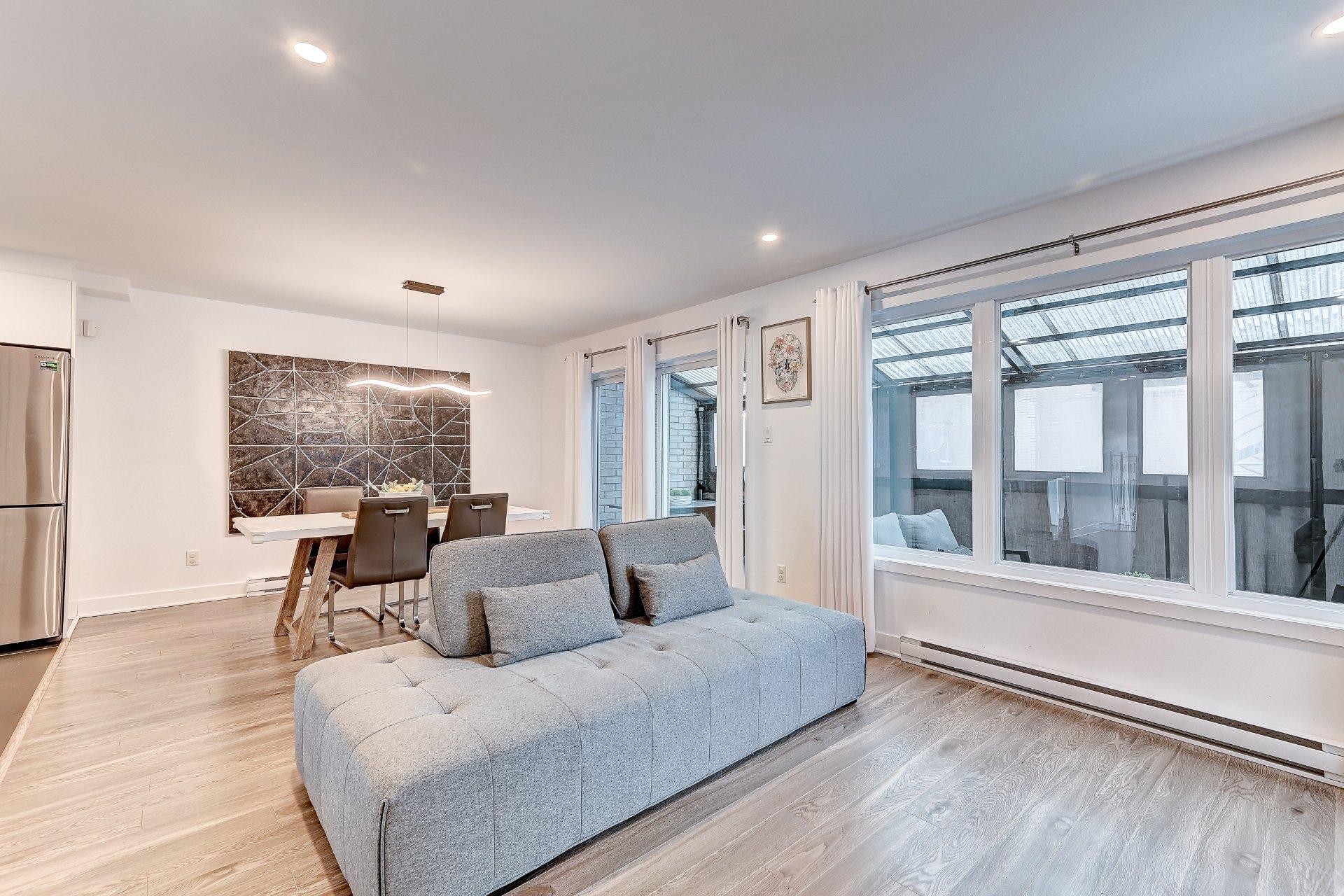 









10399


Av. de Cobourg

,
Montréal (Montréal-Nord),




QC
H1H4W9

