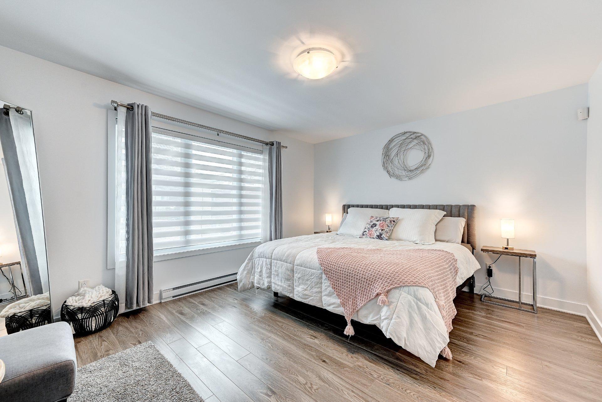 









10399


Av. de Cobourg

,
Montréal (Montréal-Nord),




QC
H1H4W9

